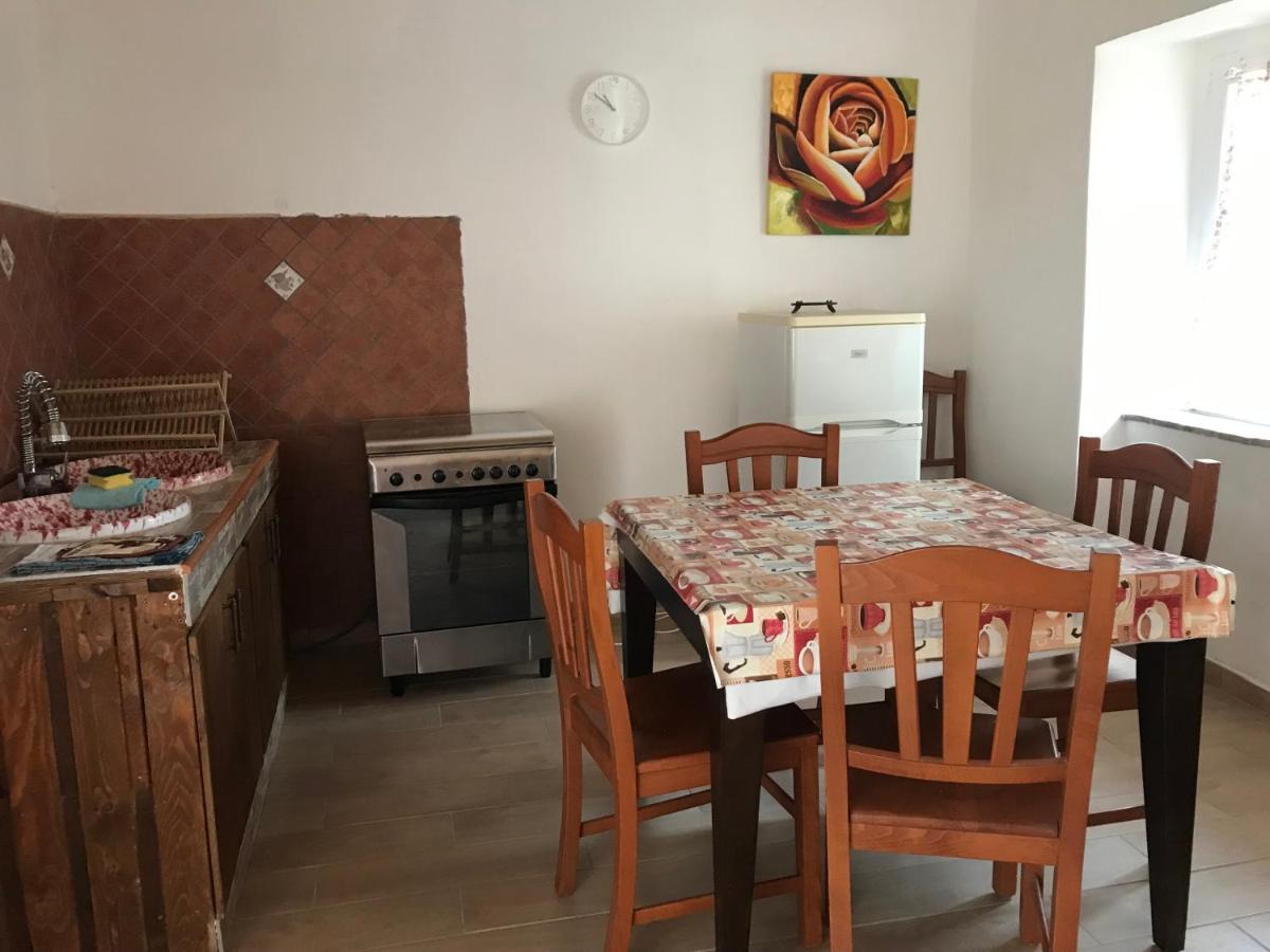 Casa Tomaj Villa Bagian luar foto